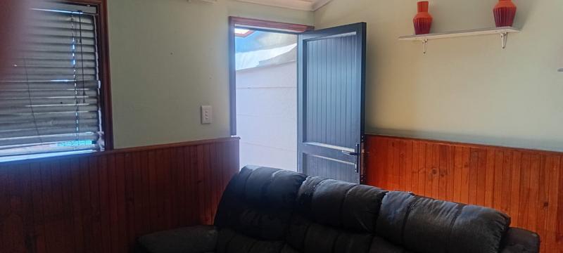 1 Bedroom Property for Sale in Steenberg Western Cape